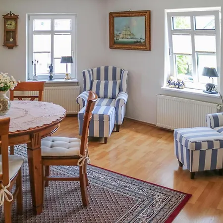 Beautiful In Warnemuende With Kitchen 아파트 *