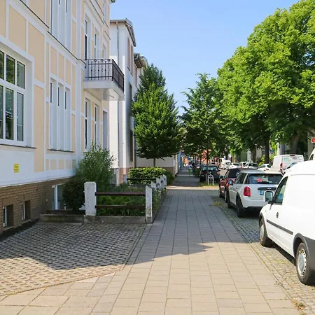 아파트 Beautiful In Warnemuende With Kitchen 로스토크