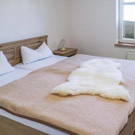 Beautiful In Warnemuende With Kitchen 로스토크